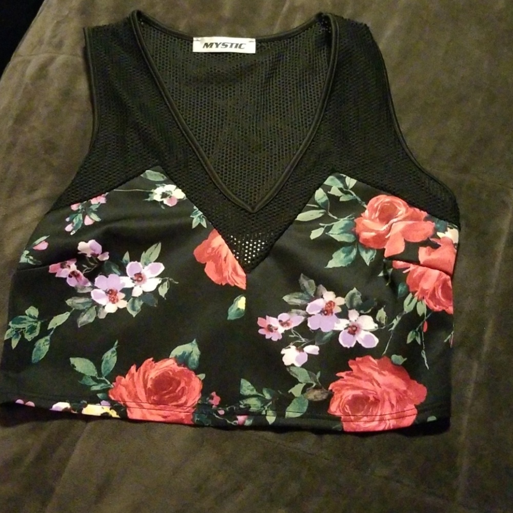 Florarl lace crop top